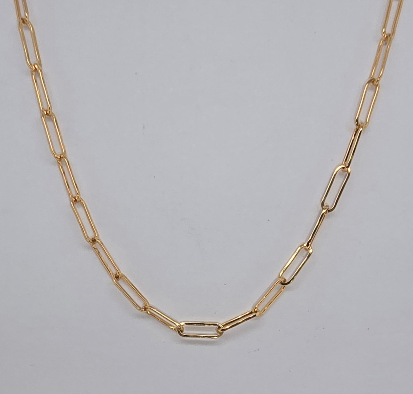 9CT YELLOW GOLD IMPORTED 46CM 6.4MM X 2MM PAPERCLIP CHAIN 2.67GRAMS