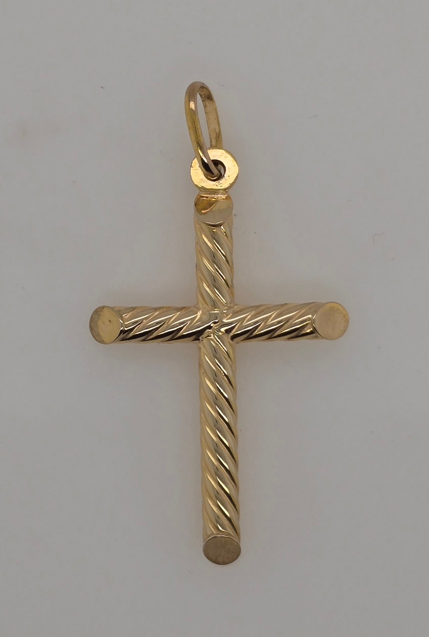 9CT YELLOW GOLD ITALIAN IMPORTED 30MM X 20MM TUBULAR TWIST CROSS