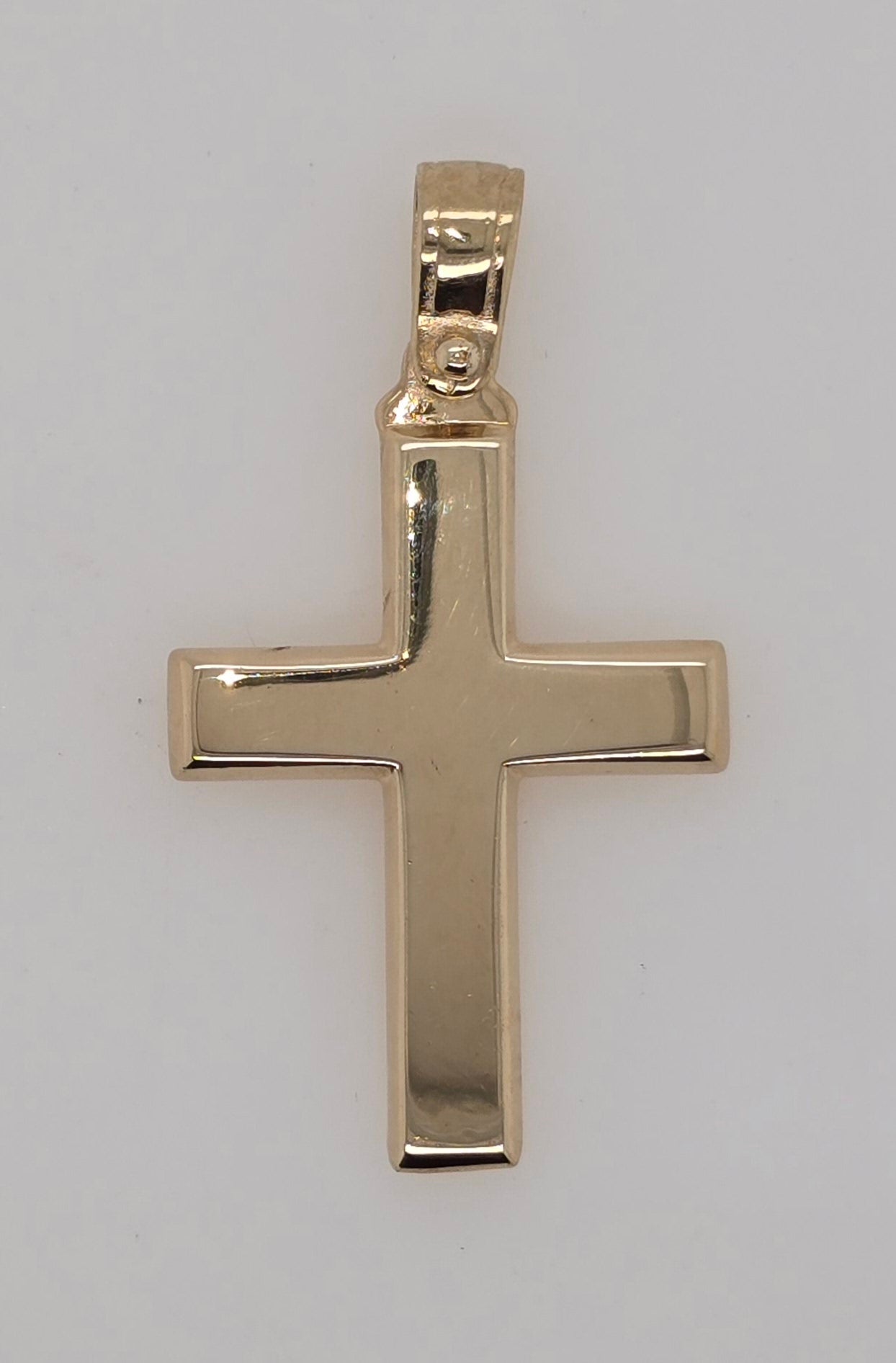 9CT YELLOW GOLD SOLID POLISHED PLAIN CROSS.