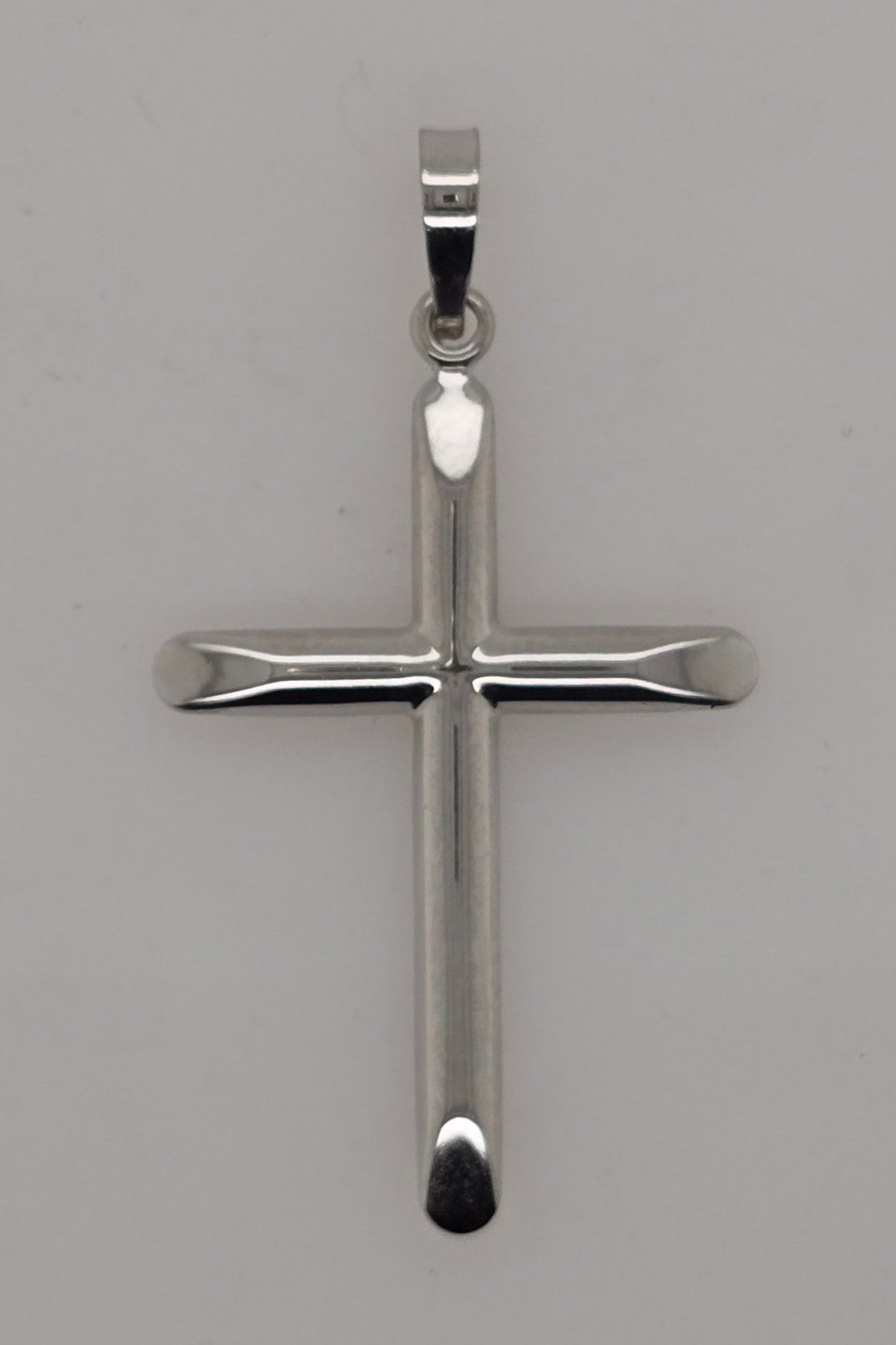 9CT WHITE GOLD IMPORTED 30MM X 20MM PLAIN LARGE CROSS.