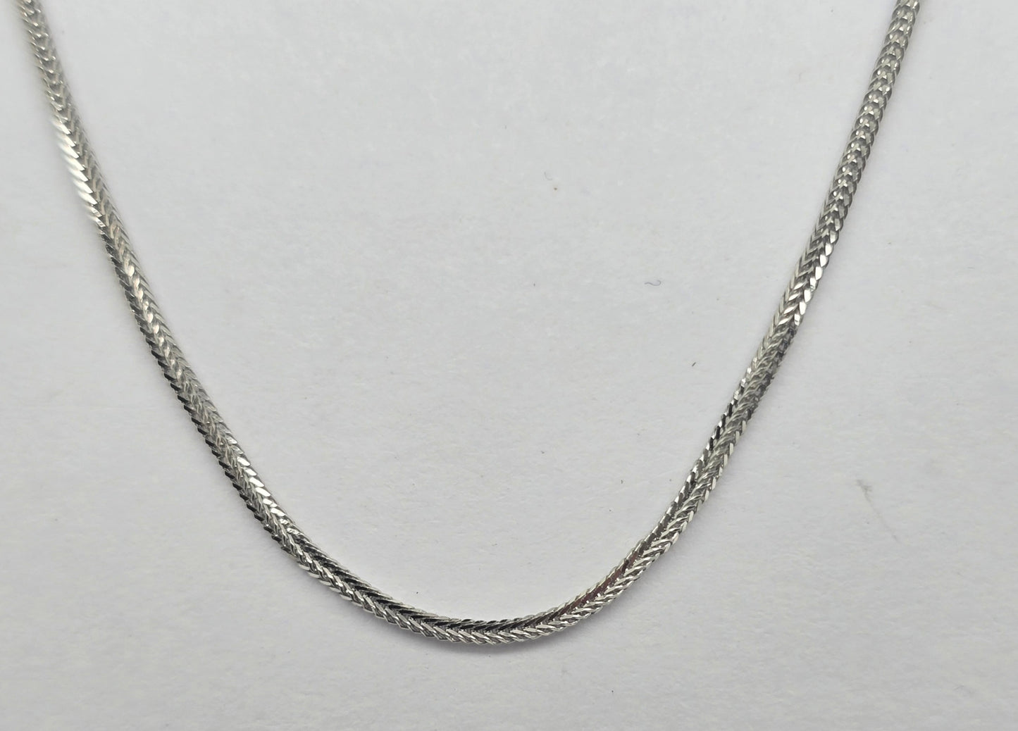 18CT WHITE GOLD IMPORTED ITALIAN 45CM FOX TAIL CHAIN