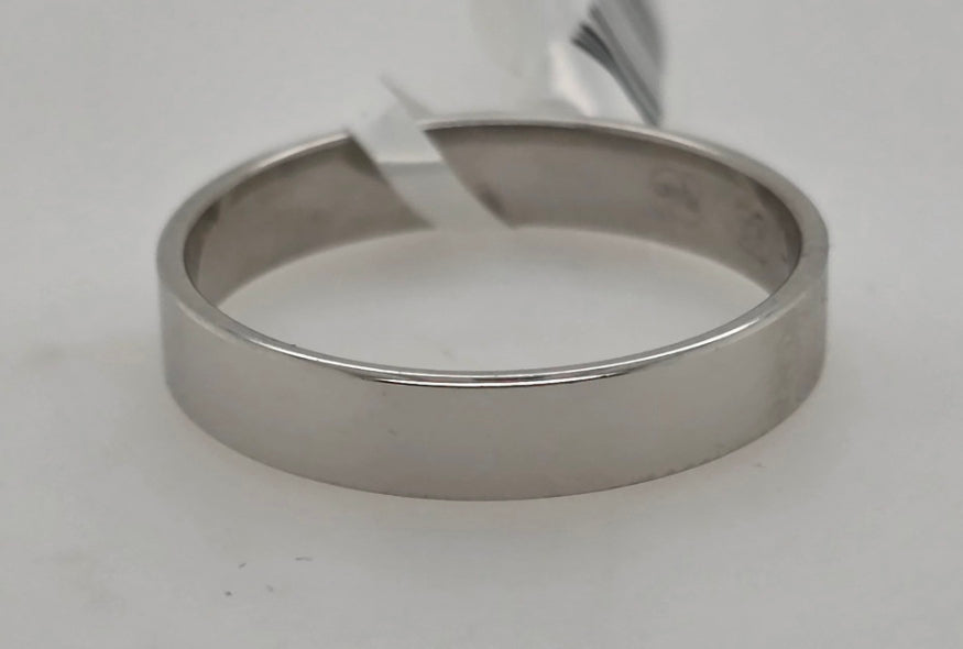 9CT WHITE GOLD 4MM X 1.1MM FLAT PROFLIE EZI FIT RING. FINGER SIZE S