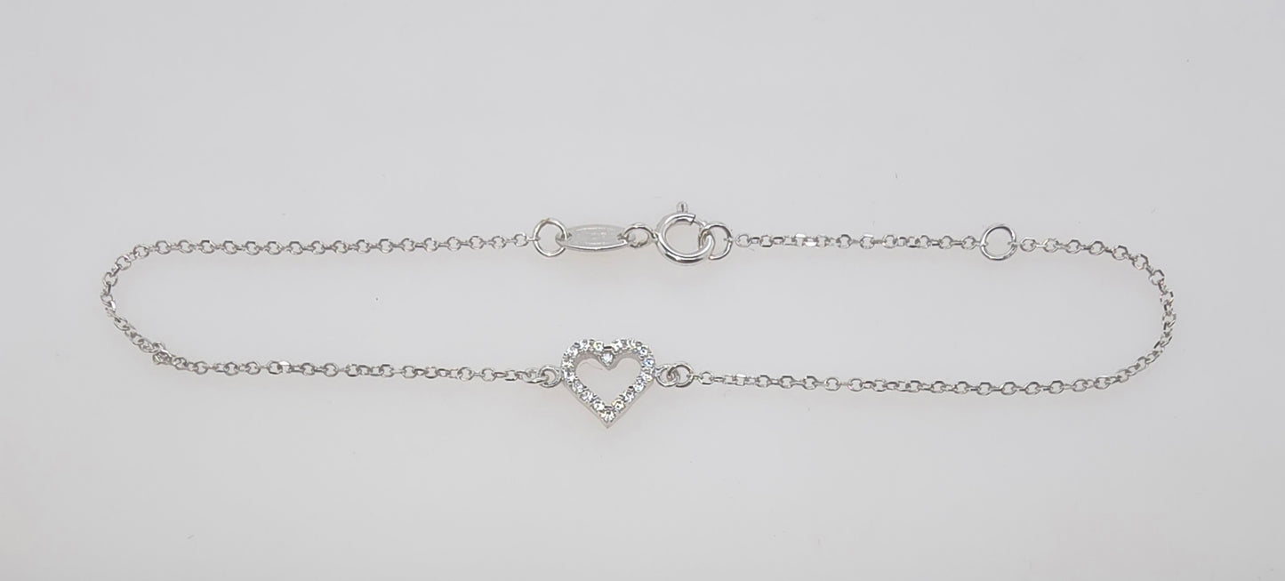 9CT WHITE GOLD IMPORTED CUBIC ZIRCONIA 7.5MM OPEN HEART BRACELET.
