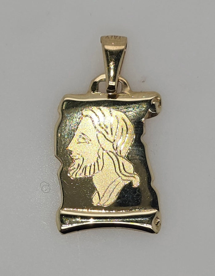 9CT YELLOW GOLD ITALIAN SOILD 20MM X 15MM JESUS SCROLL PENDANT.