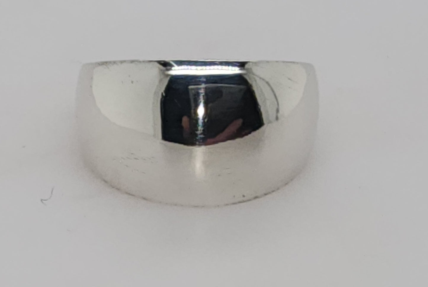 STERLING SILVER SOLID 12.5MM DOME RING.