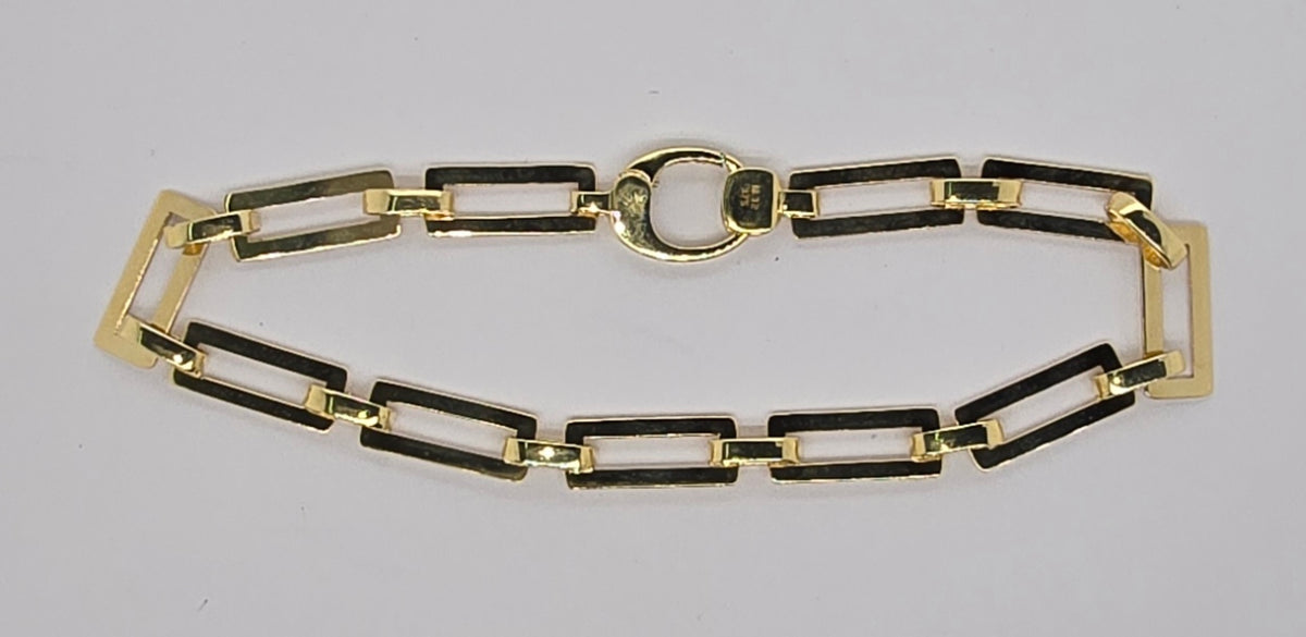 9CT YELLOW GOLD IMPORTED 5.3MM X 13MM GATE LINK 19CM BRACELET.