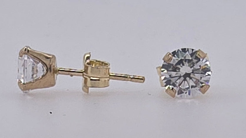 9CT YELLOW GOLD 5MM ROUND CUBIC ZIRCONIA STUD EARRINGS.