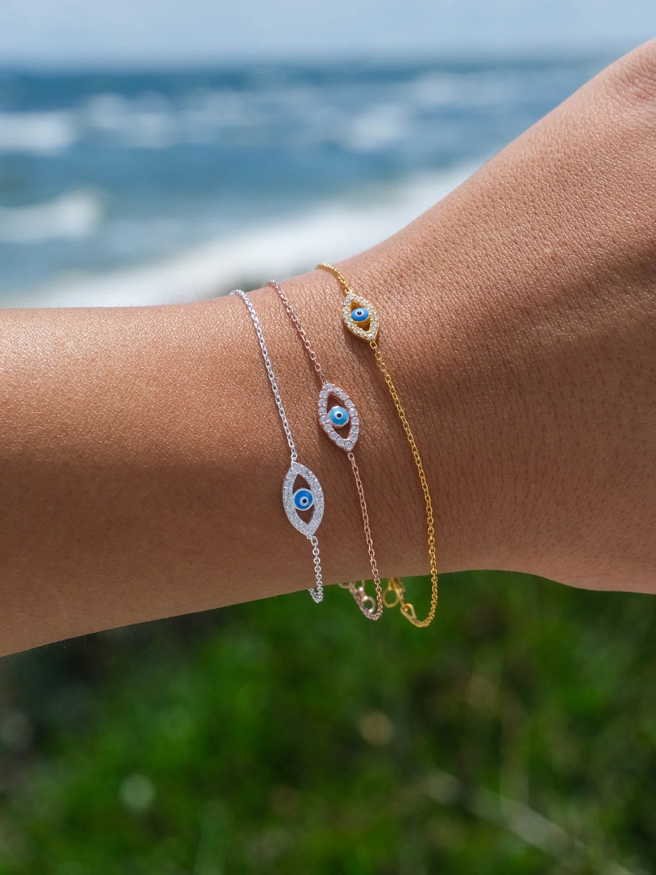 SUE SENSI KEEP FROM HARM BRACELET