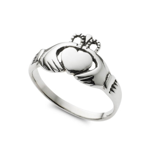 STERLING SILVER CLADDAGH RING.