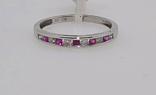 10CT WHITE GOLD DIAMOND AND RUBY RING