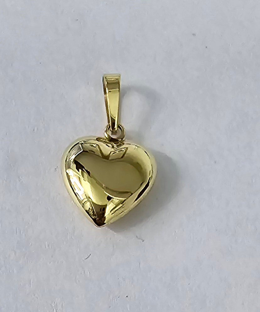 9CT YELLOW GOLD 9MM PUFFY HEART PENDANT.