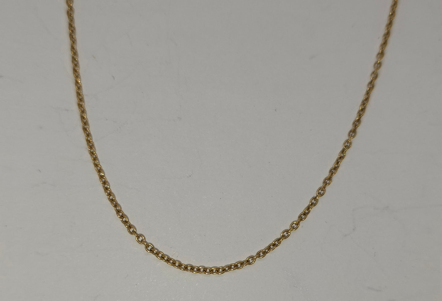 9CT YELLOW GOLD ITALIAN OVAL LINK 42-45CM CHAIN 1.86GRAMS.