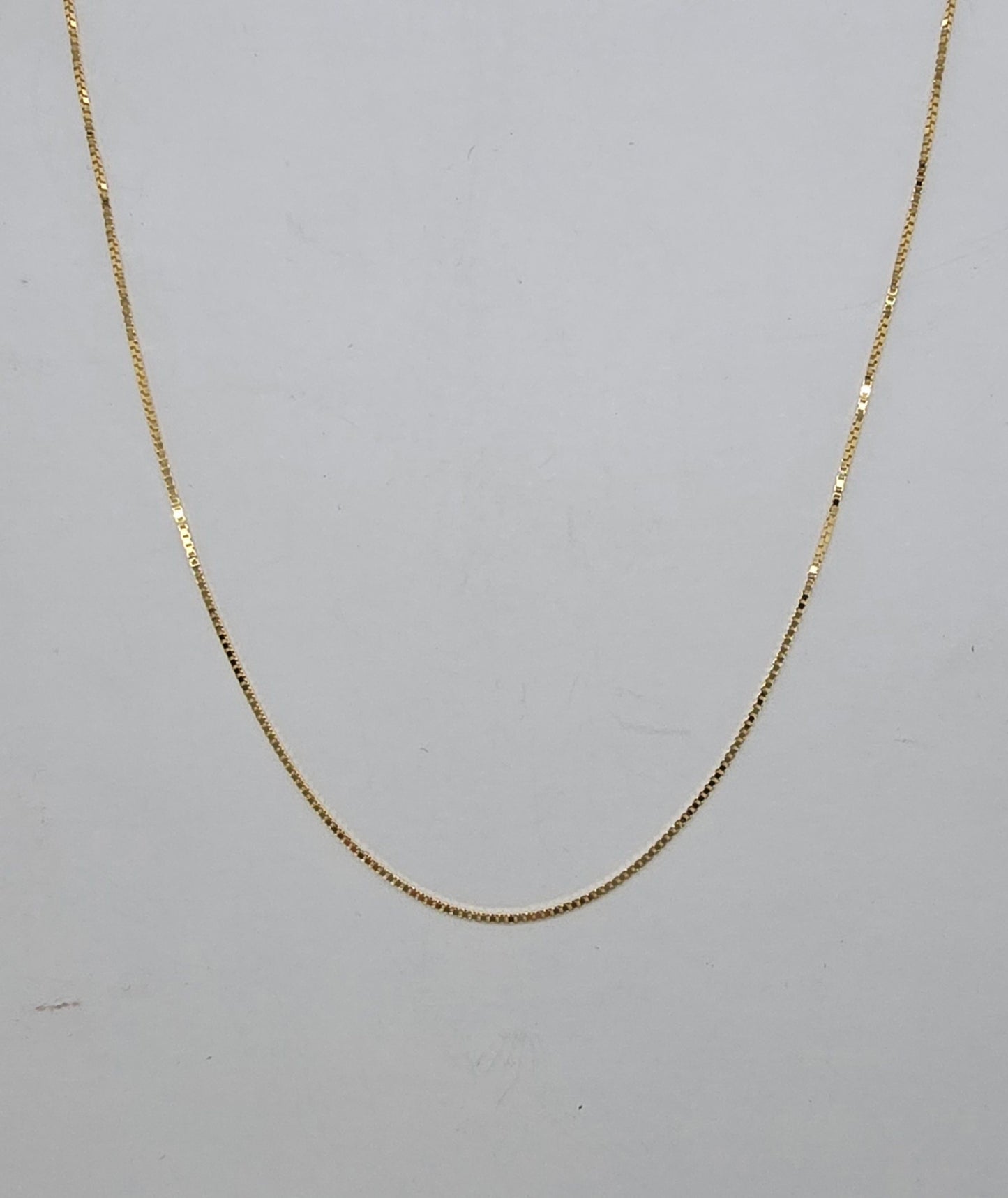 9CT YELLOW GOLD 40CM BOX CHAIN.