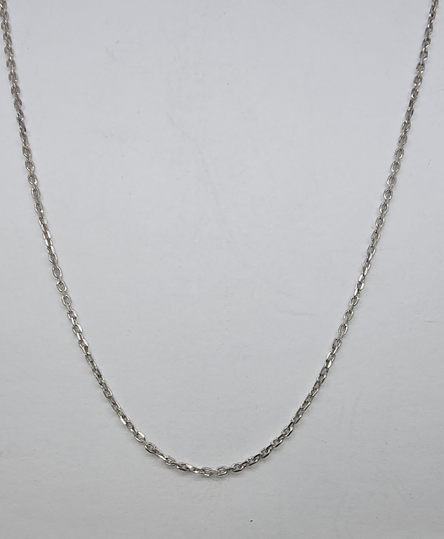 9CT WHITE GOLD IMPORTED DIAMOND CUT TRACE CHAIN 45CM 1.29GRAMS