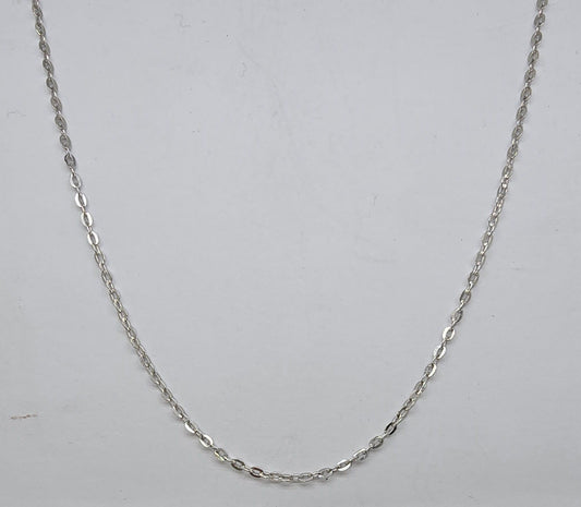 18CT WHITE GOLD IMPORTED ITALIAN OVAL LINK CHAIN 45CM X .9MM WIDE 1.7GRAMS.