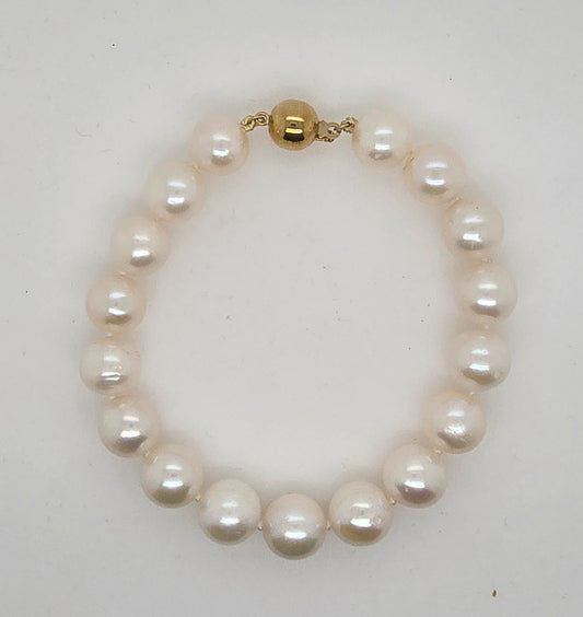 9CT YELLOW GOLD 10MM FRESHWATER PEARL 19CM BRACELET