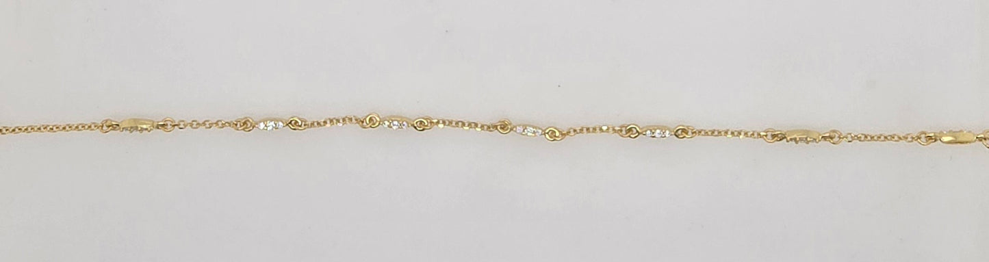 9CT YELLOW GOLD 16-18CM IMPORTED 7 5X1.8MM PAVE SET CUBIC ZIRCONIA MARQUISE SHAPE CHARMS BRACELET.