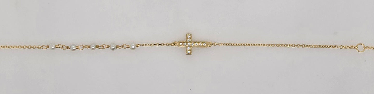 9CT YELLOW GOLD 17-19CM IMPORTED CUBIC ZIRCONIA DOUBLE SIDED CROSS AND 5 X 2.5MM FRESHWATER PEARL BRACELET.