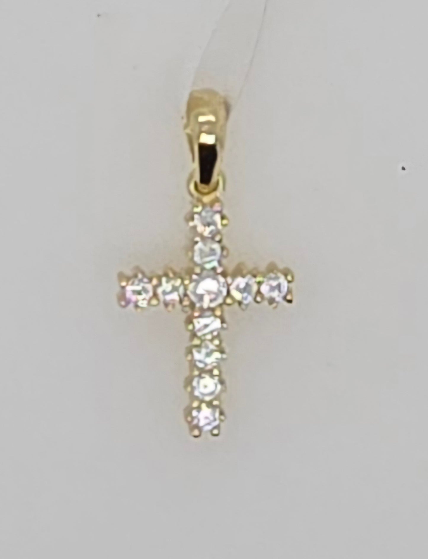 9CT YELLOW GOLD CLAW SET CUBIC ZIRCONIA 14 X 9.5MM CROSS PENDANT