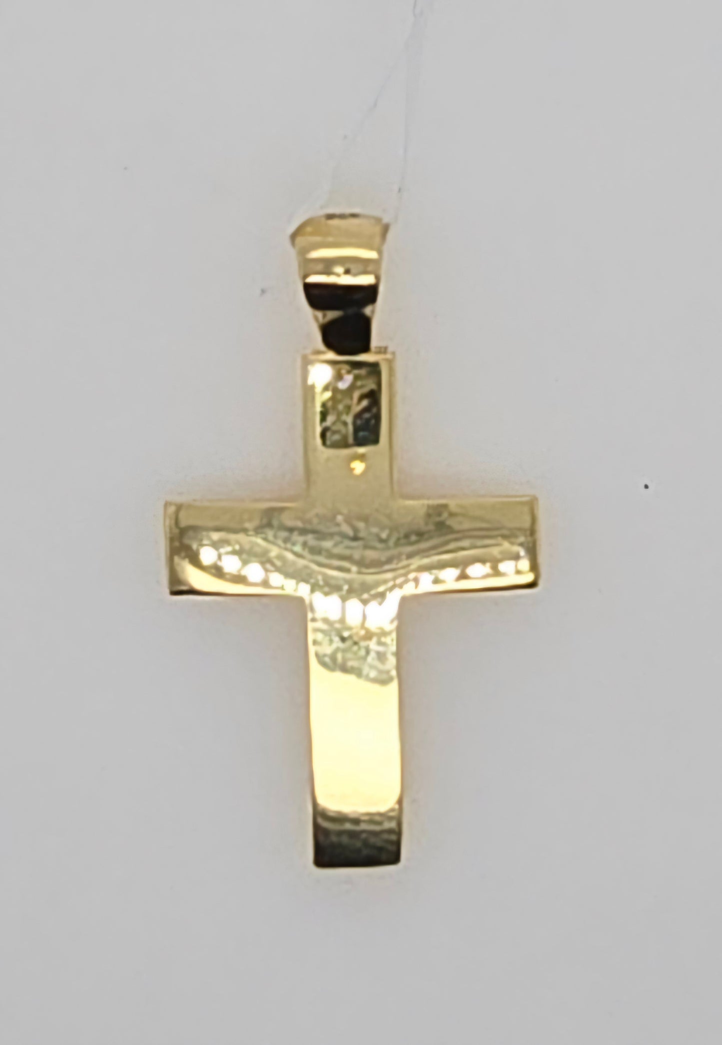 9CT YELLOW GOLD IMPORTED MEDIUM 22MM X 16MM POLISHED CROSS PENDANT.