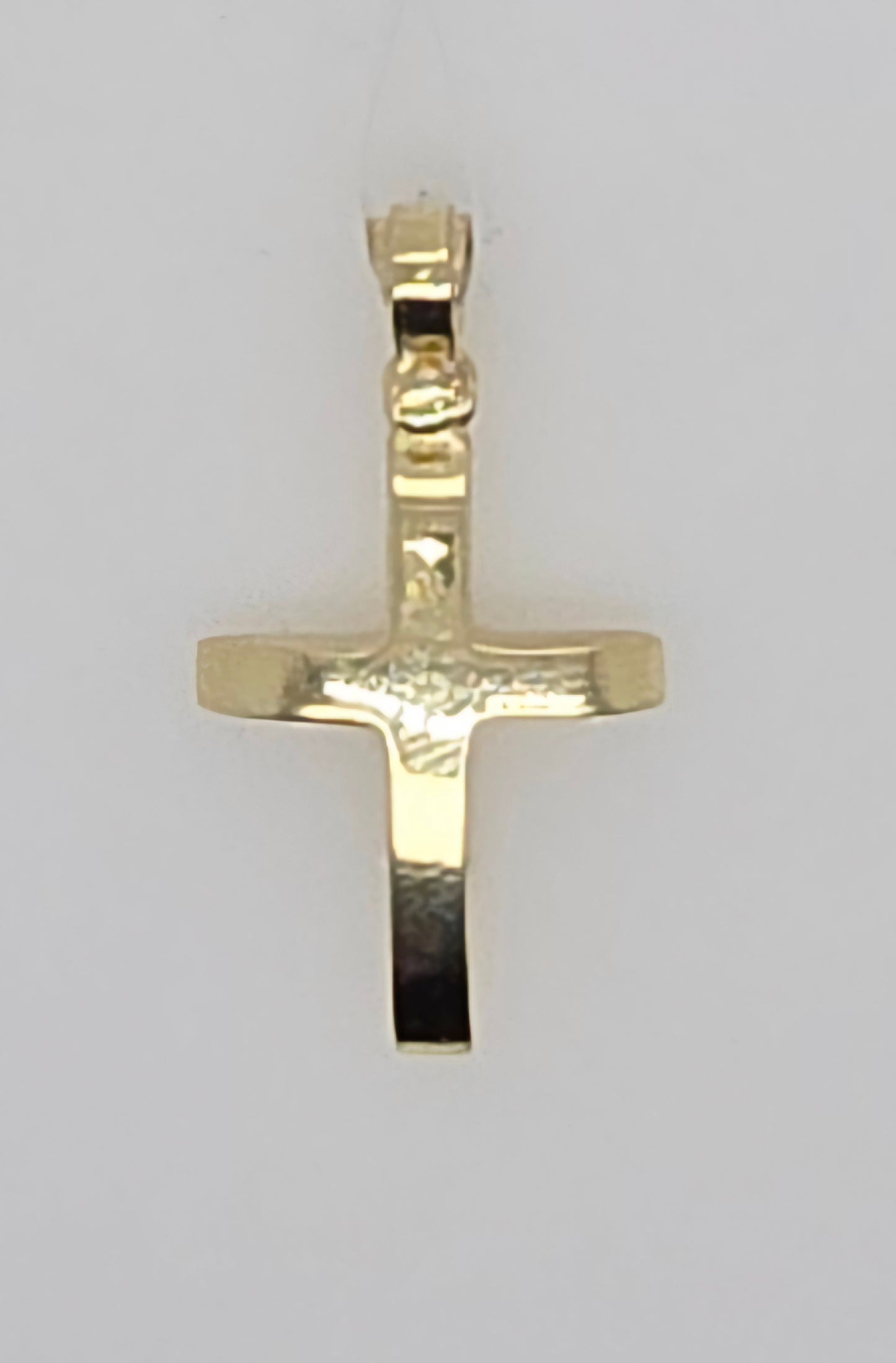 9CT YELLOW GOLD IMPORTED MEDIUM 20MM X 14MM POLISHED CROSS PENDANT.