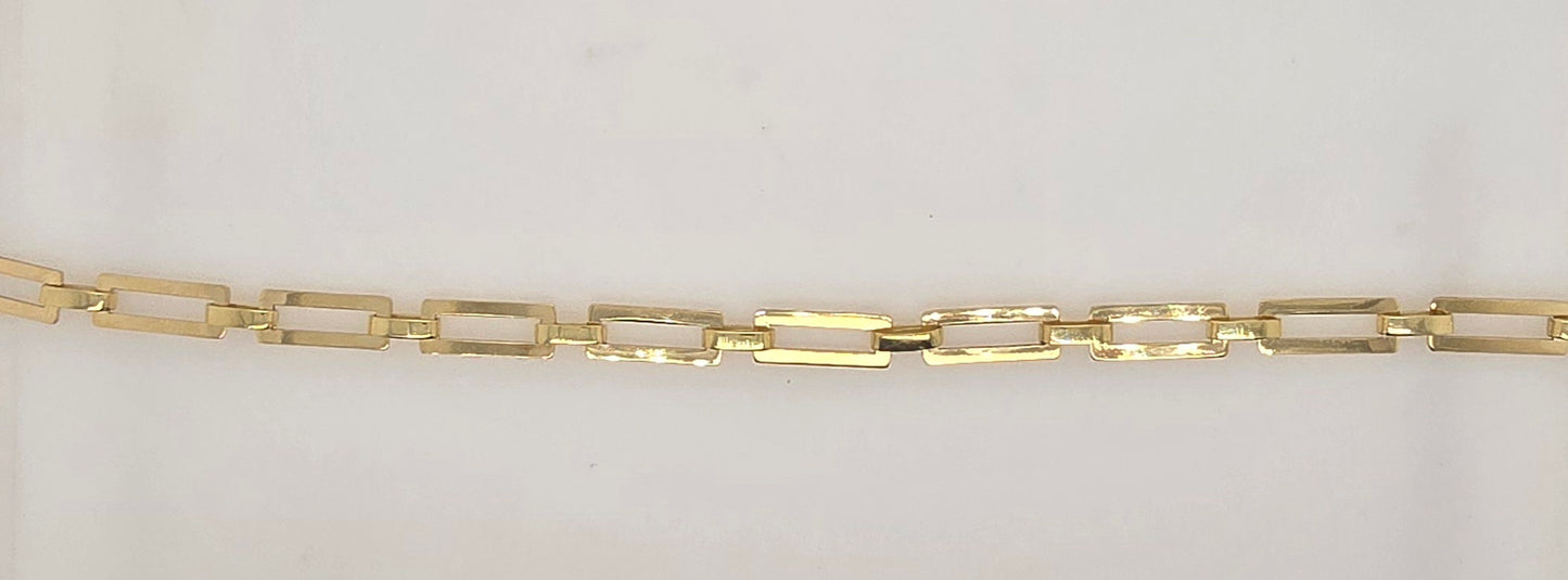 9CT YELLOW GOLD IMPORTED 19CM 13MM X 5.2MM RECTANGLE LINK BRACELET 5.687GRAMS.