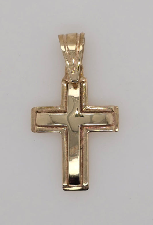 9CT YELLOW GOLD SOLID 22MM X 17MM RAISED CENTRE CROSS.