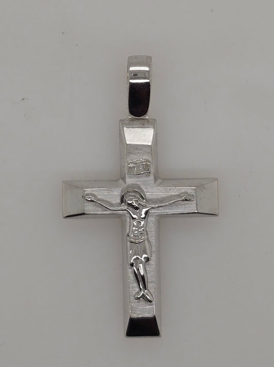 9CT WHITE GOLD IMPORTED POLISHED CRUCIFIX