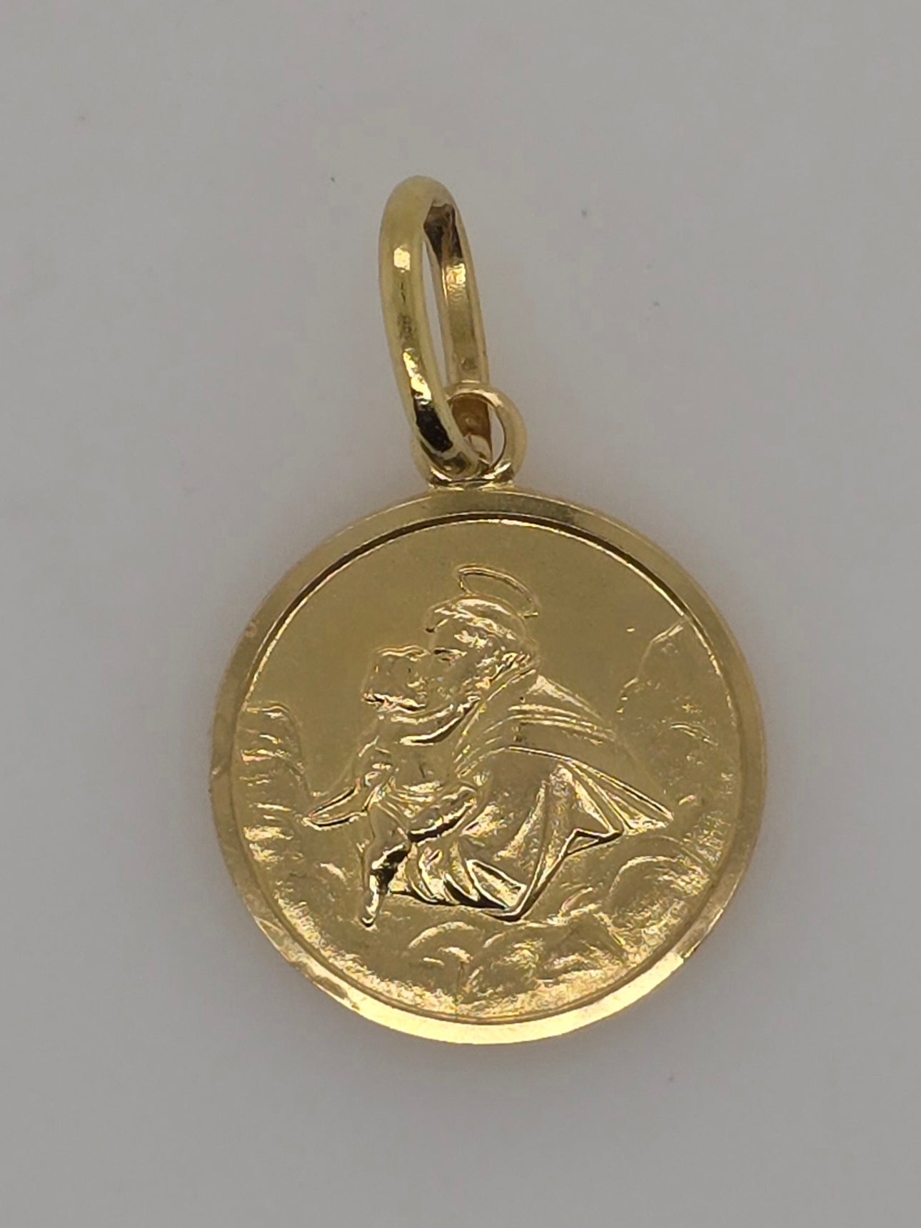 18CT YELLOW GOLD IMPORTED 14MM ST ANTHONY PENDANT.