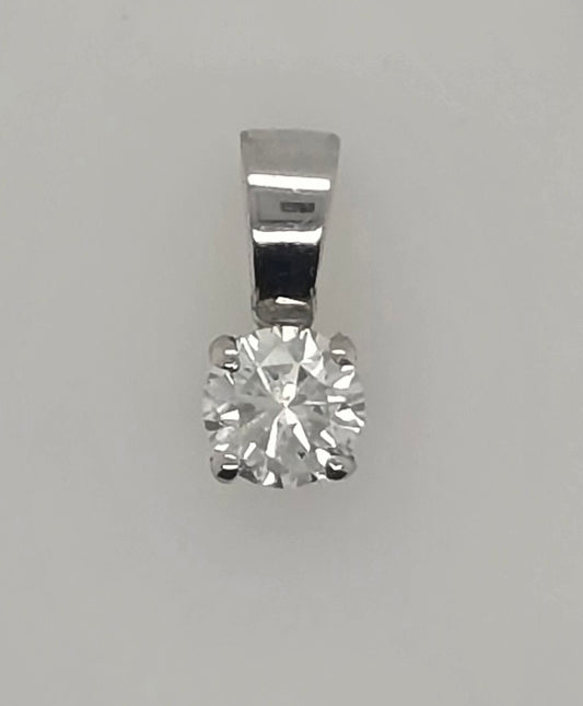 18CT WHITE GOLD DIAMOND SOLITAIRE PENDANT