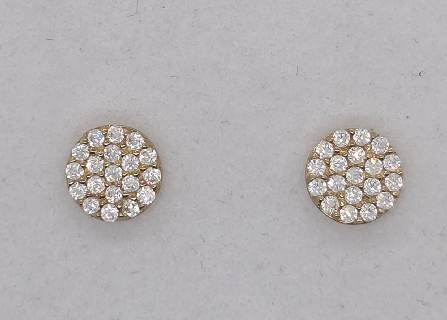 9CT YELLOW GOLD IMPORTED 6MM CUBIC ZIRCONIA PAVE CIRCLE STUD EARRINGS.