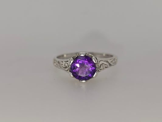STERLING SILVER 6 CLAW SET 7MM ROUND AMETHYST RING.