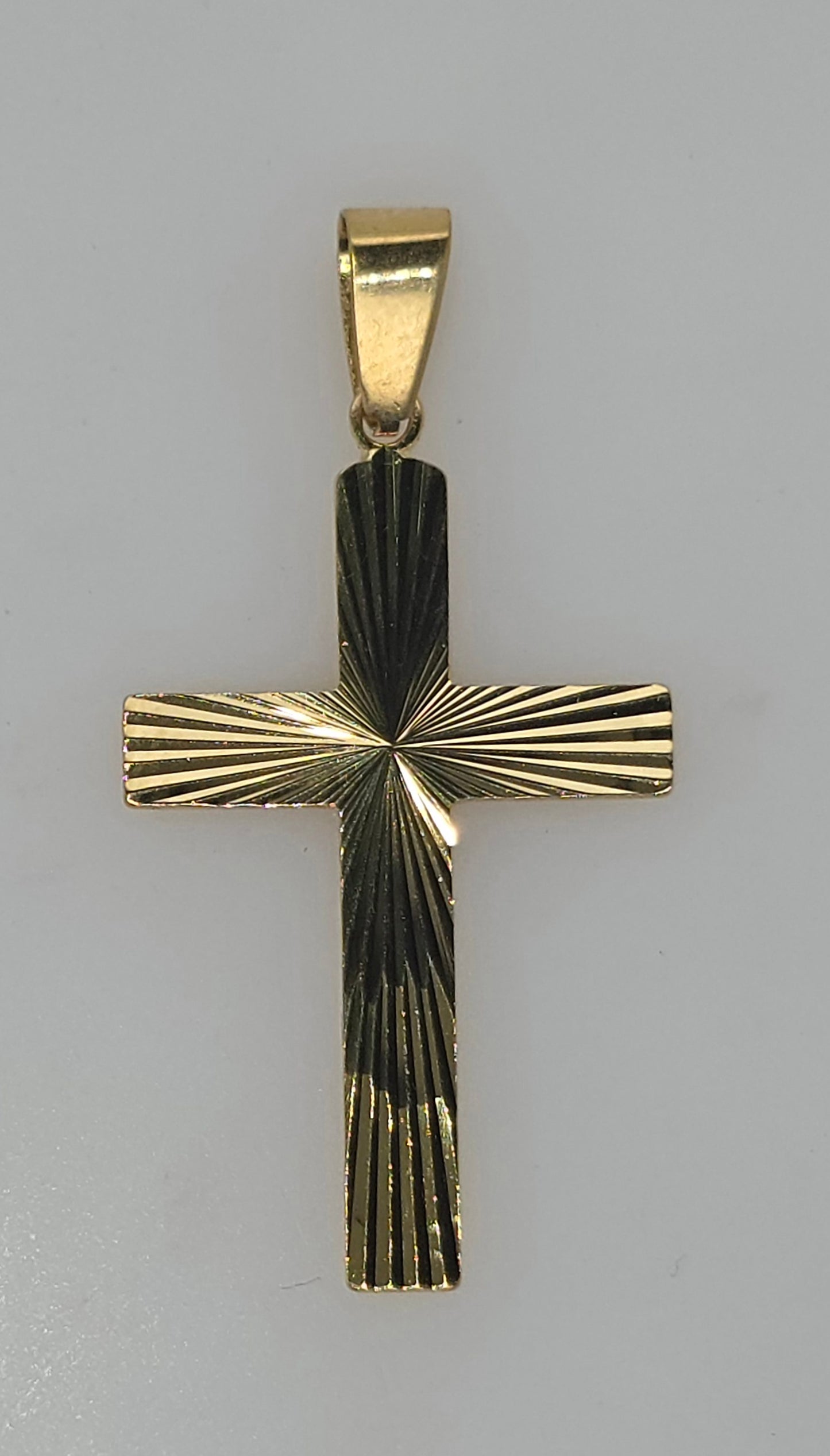 18CT YELLOW GOLD IMPORTED ITALIAN DOUBLE SIDED PATTERNED CROSS