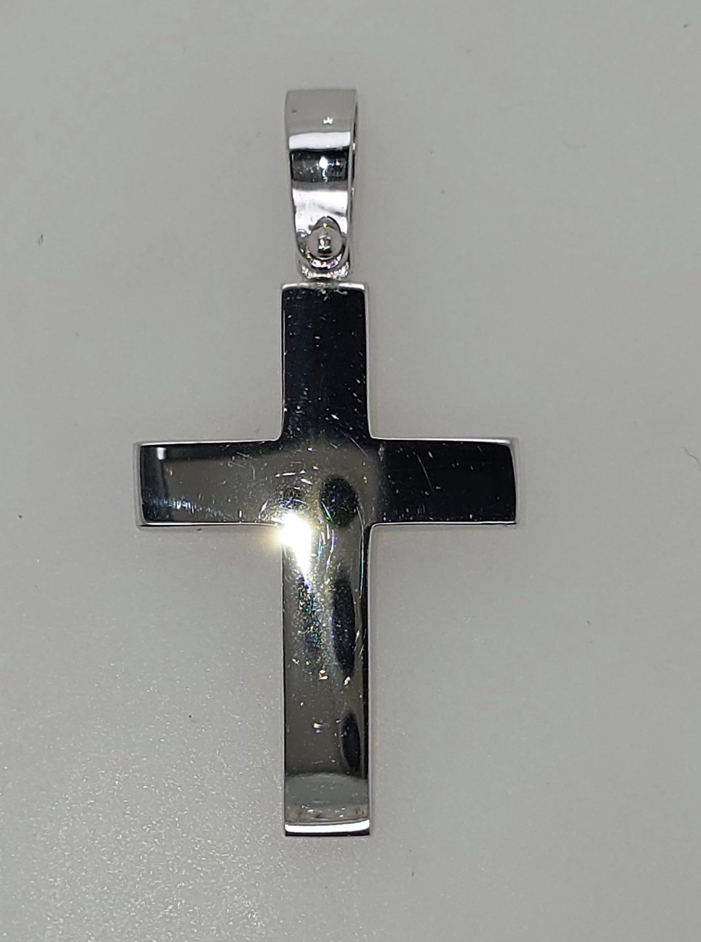 18CT WHITE GOLD IMPORTED POLISHED 25MM X 17MM CROSS PENDANT