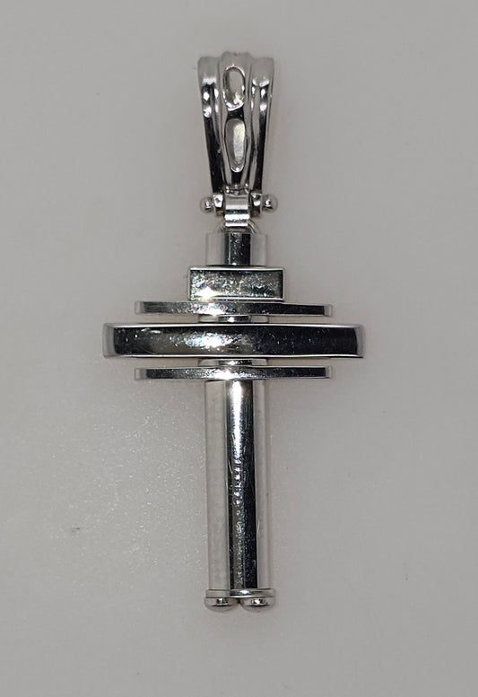 18CT WHITE GOLD IMPORTED 30MM X 18MM 4.5G FANCY CROSS PENDANT.