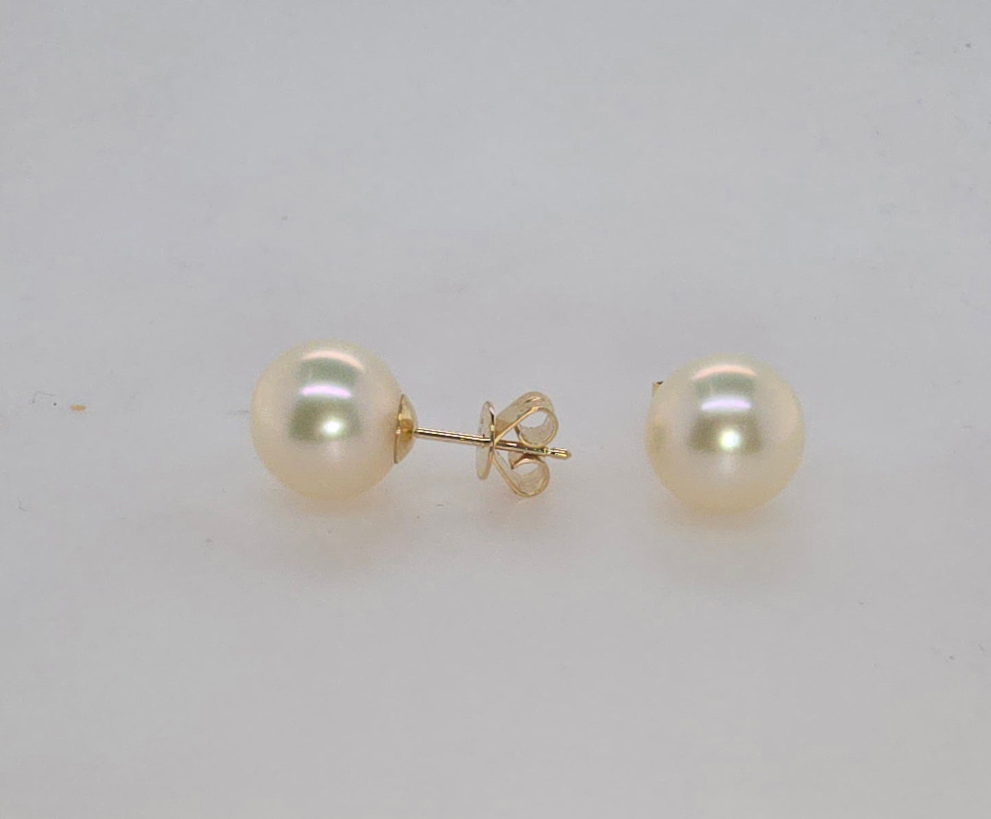 9CT YELLOW GOLD ROUND 9-9.5MM FRESHWATER PEARL STUDS