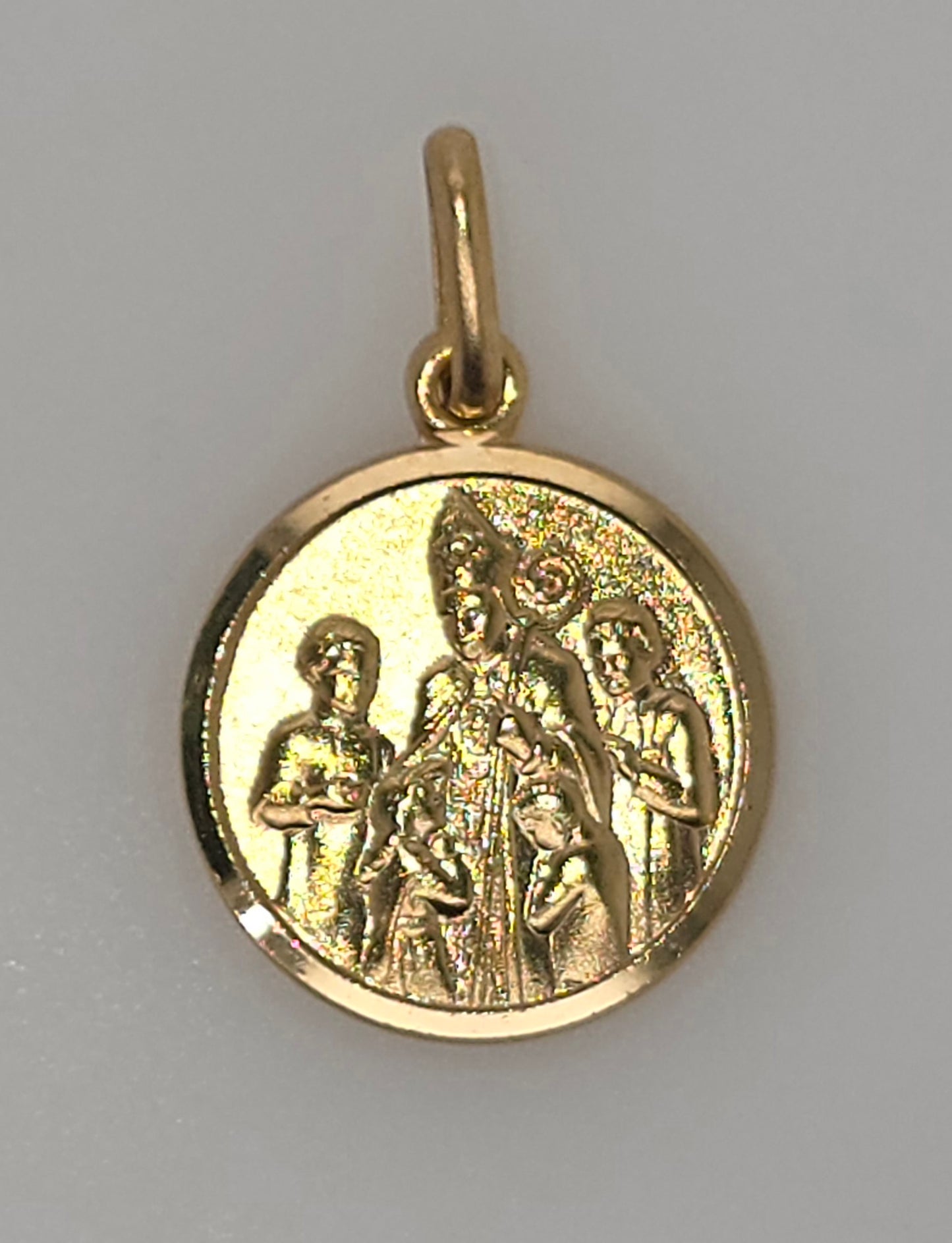 9CT YELLOW GOLD ITALIAN SOLID 13.8MM CONFIRMATION CHARM.