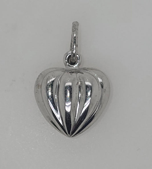 9CT WHITE GOLD 12MM PATTERN PUFFED HEART PENDANT