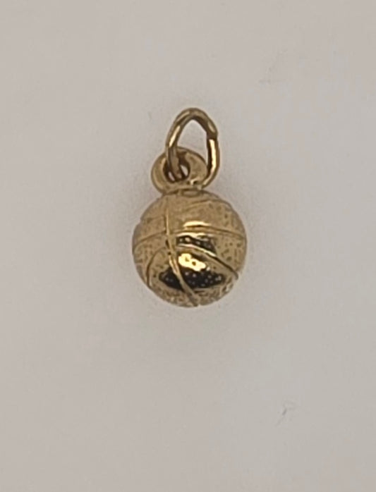 9CT YELLOW GOLD SOLID 8MM BASKETBALL CHARM 3.6GRAMS.