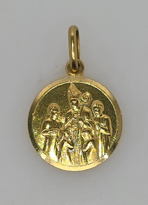 18CT YELLOW GOLD IMPORTED CONFIRMATION 14MM CHARM.
