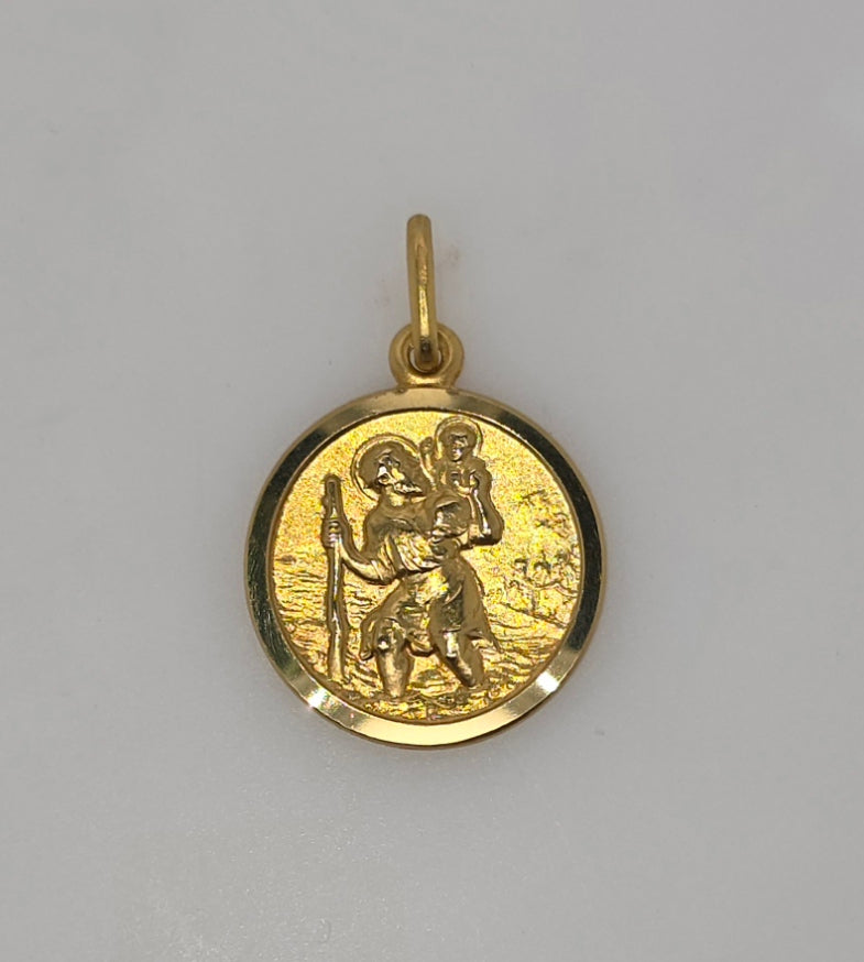 18CT YELLOW GOLD IMPORTED ST CHRISTOPHER 17MM CHARM.