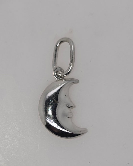 18CT WHITE GOLD IMPORTED 14MM MOON CHARM.