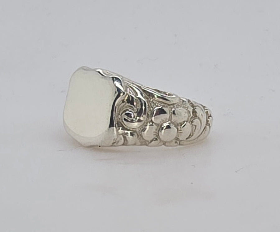 STERLING SILVER SOLID 12MM SHIELD SIGNET RING.