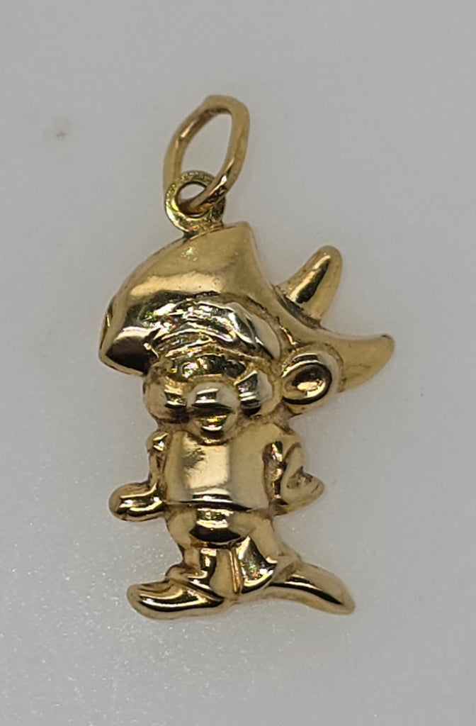 9CT YELLOW GOLD 17MM SPEEDY GONZALES PENDANT.