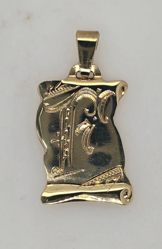 9CT YELLOW GOLD SOLID 17MM X 12.7MM SCROLL PENDANT.