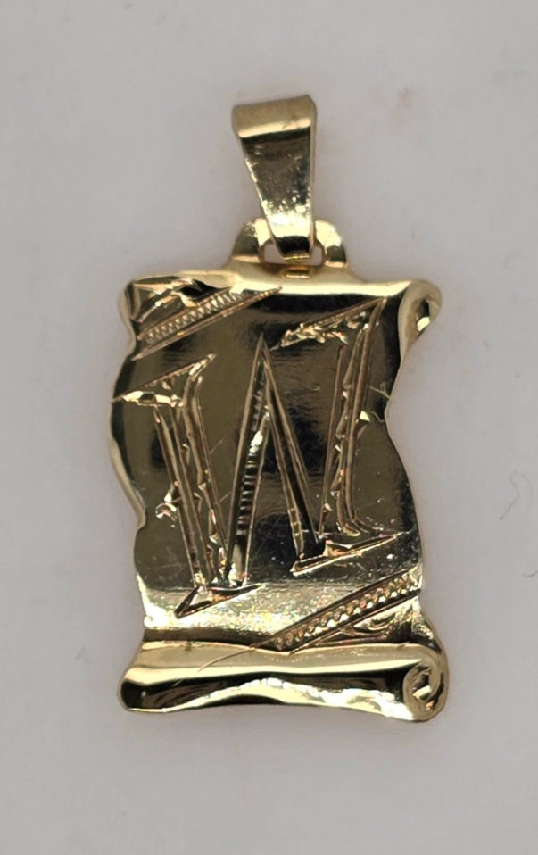 9CT YELLOW GOLD SOLID 17MM X 12.7MM SCROLL WITH ENGRAVED W.