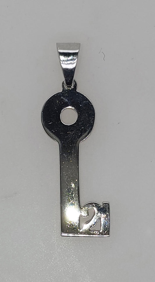 9CT WHITE GOLD SOLID 1.65GRAM 23MM 21ST KEY.