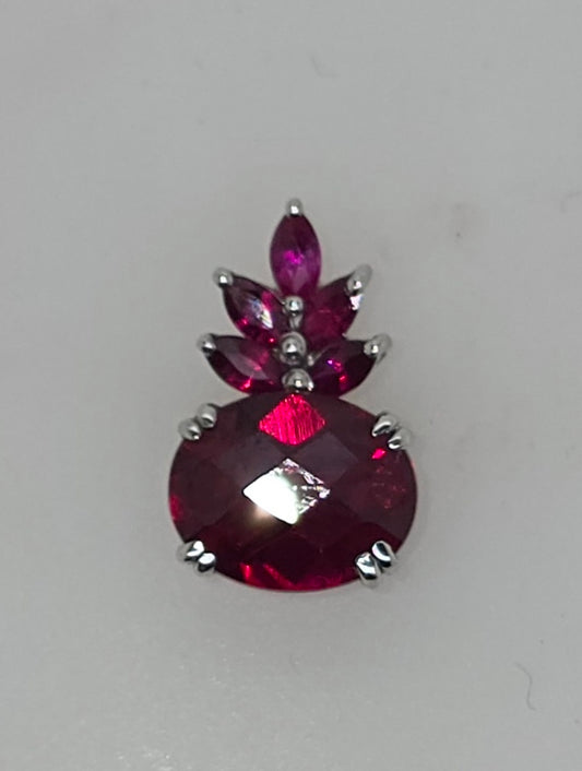 9CT WHITE GOLD CREATED GARNET PENDANT TOTAL GARNET WEIGHT.