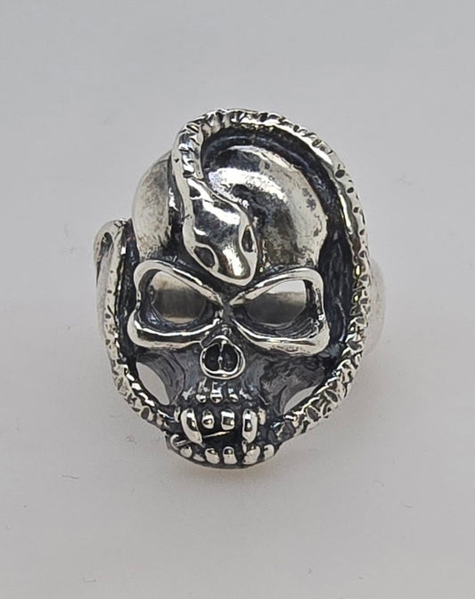STERLING SILVER 26MM SKULL WITH SNAKE RING.