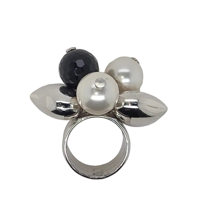 STERLING SILVER PUFFY HEARTS BLACK BEAD SHELL PEARL RING.